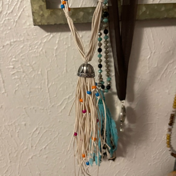 Multiple necklaces (assortment) - Picture 3 of 6